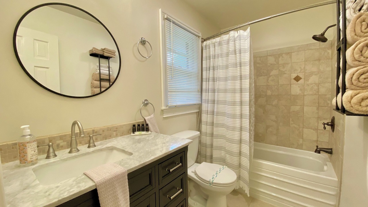 Photo of Bathroom in Inman