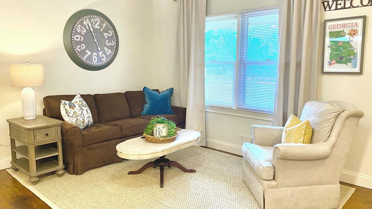 Photo of Livingroom in Inman