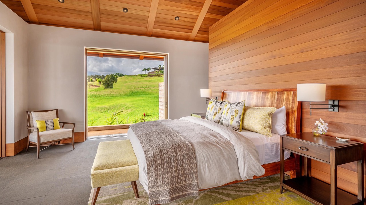 Photo of Bedroom in Poipu