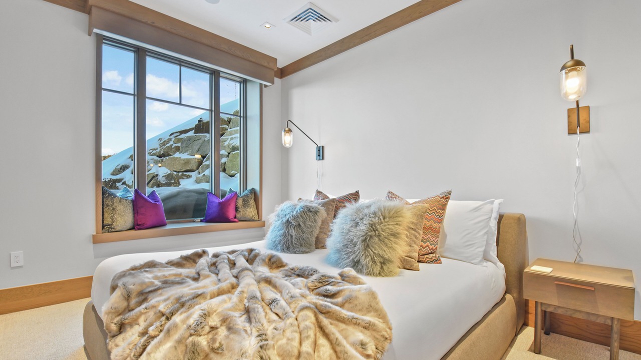 Photo of Bedroom in Empire Pass