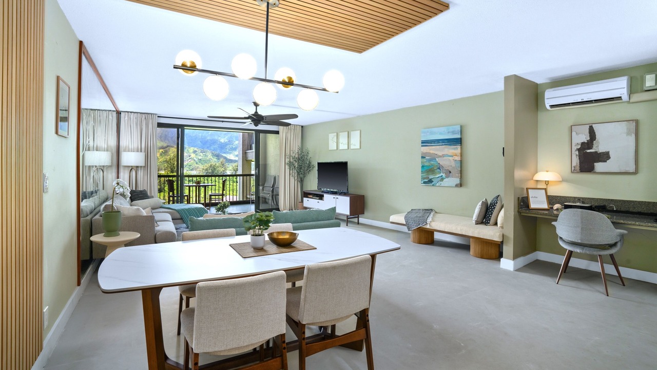 Photo of Livingroom in Princeville
