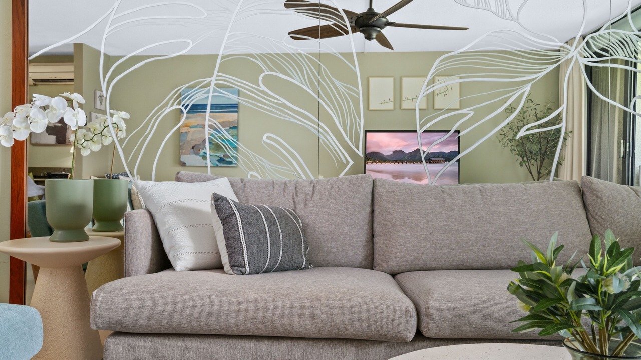 Photo of Livingroom in Princeville