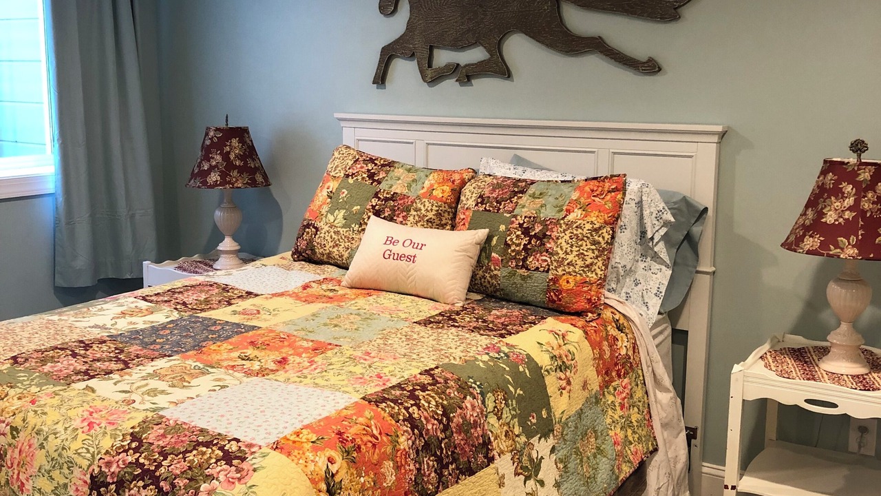 Photo of Bedroom in Saratoga Springs