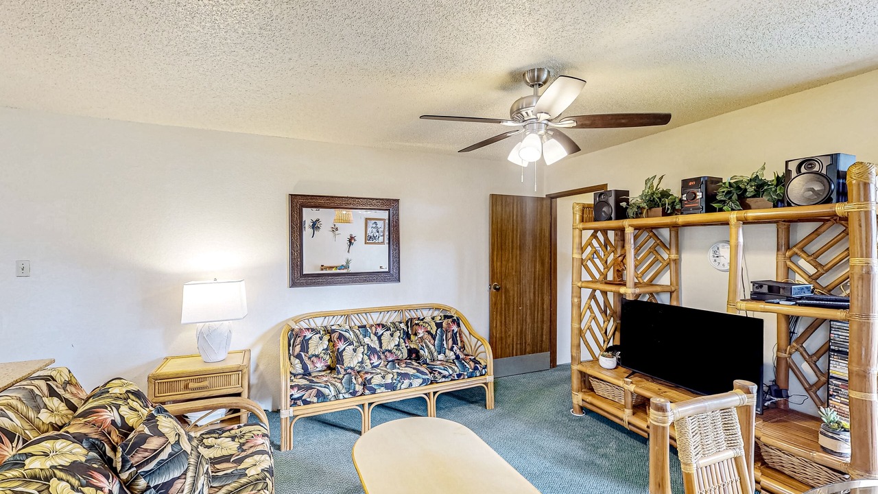 Photo of Livingroom in Nawiliwili