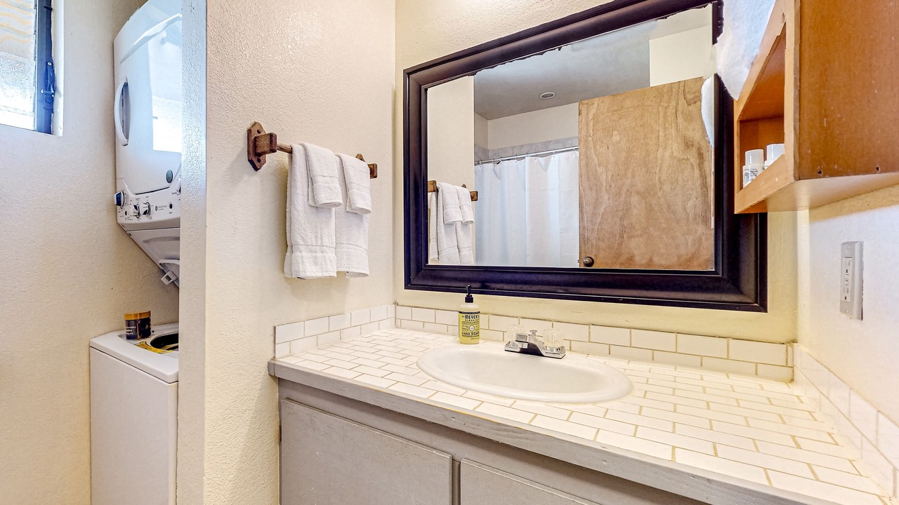 Photo of Bathroom in Nawiliwili