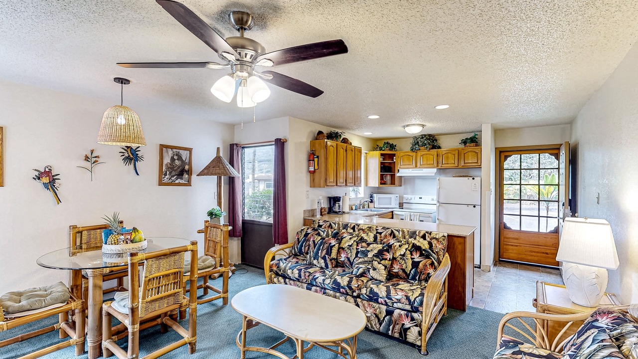 Photo of Livingroom in Nawiliwili