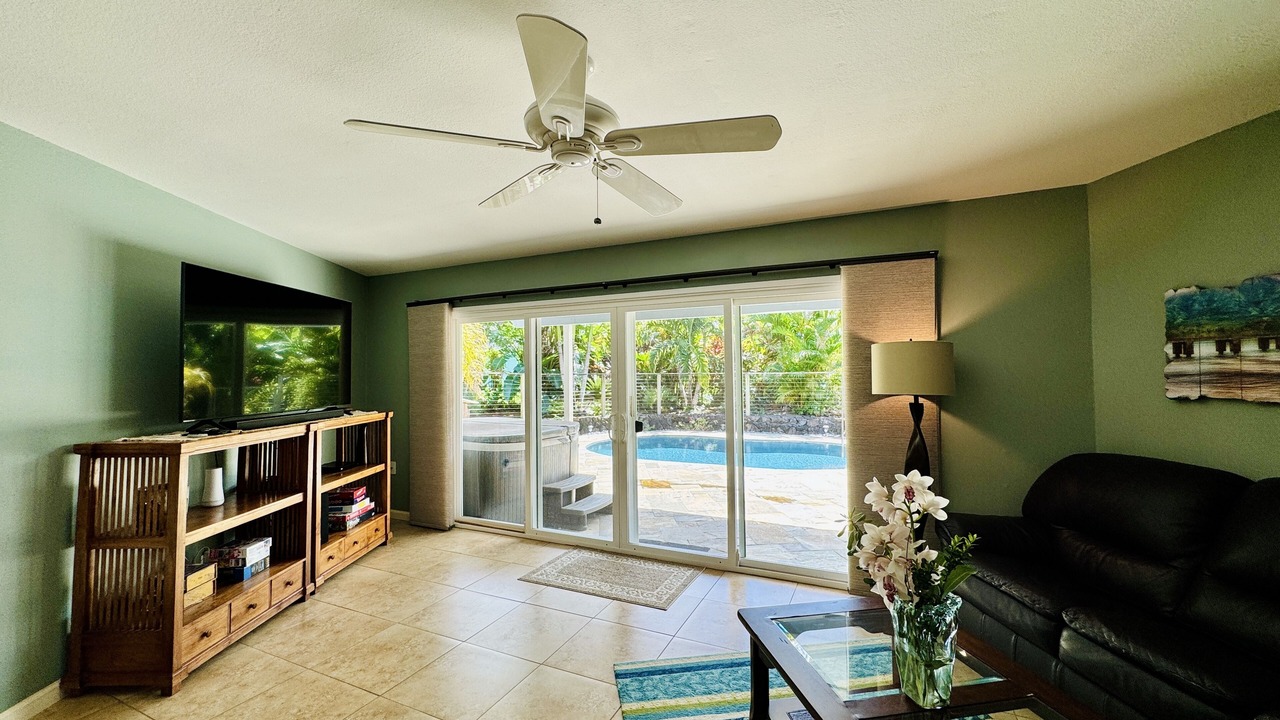 Photo of Livingroom in Princeville