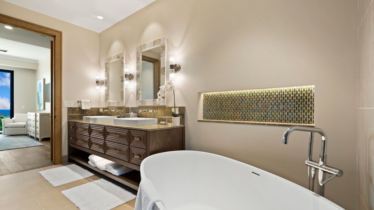 Photo of Bathroom in Lihue