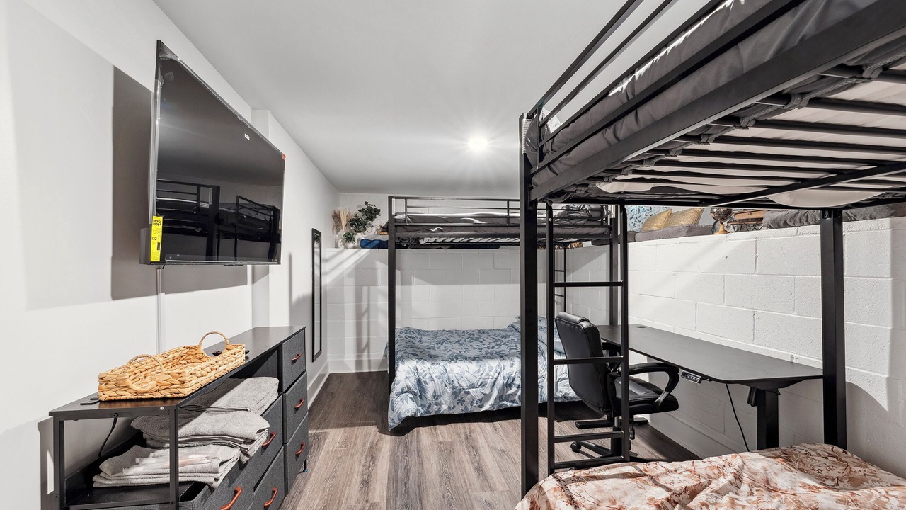 Photo of Bedroom in East Point