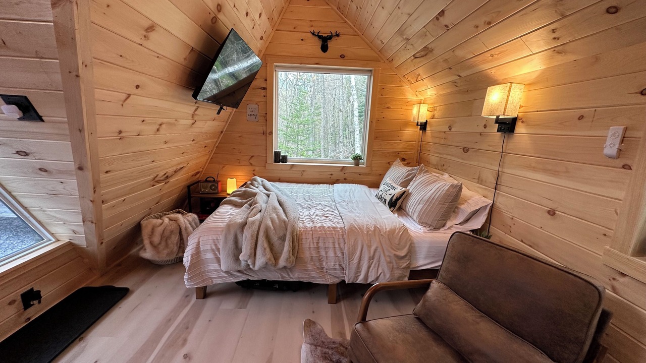 Photo of Bedroom in Athol