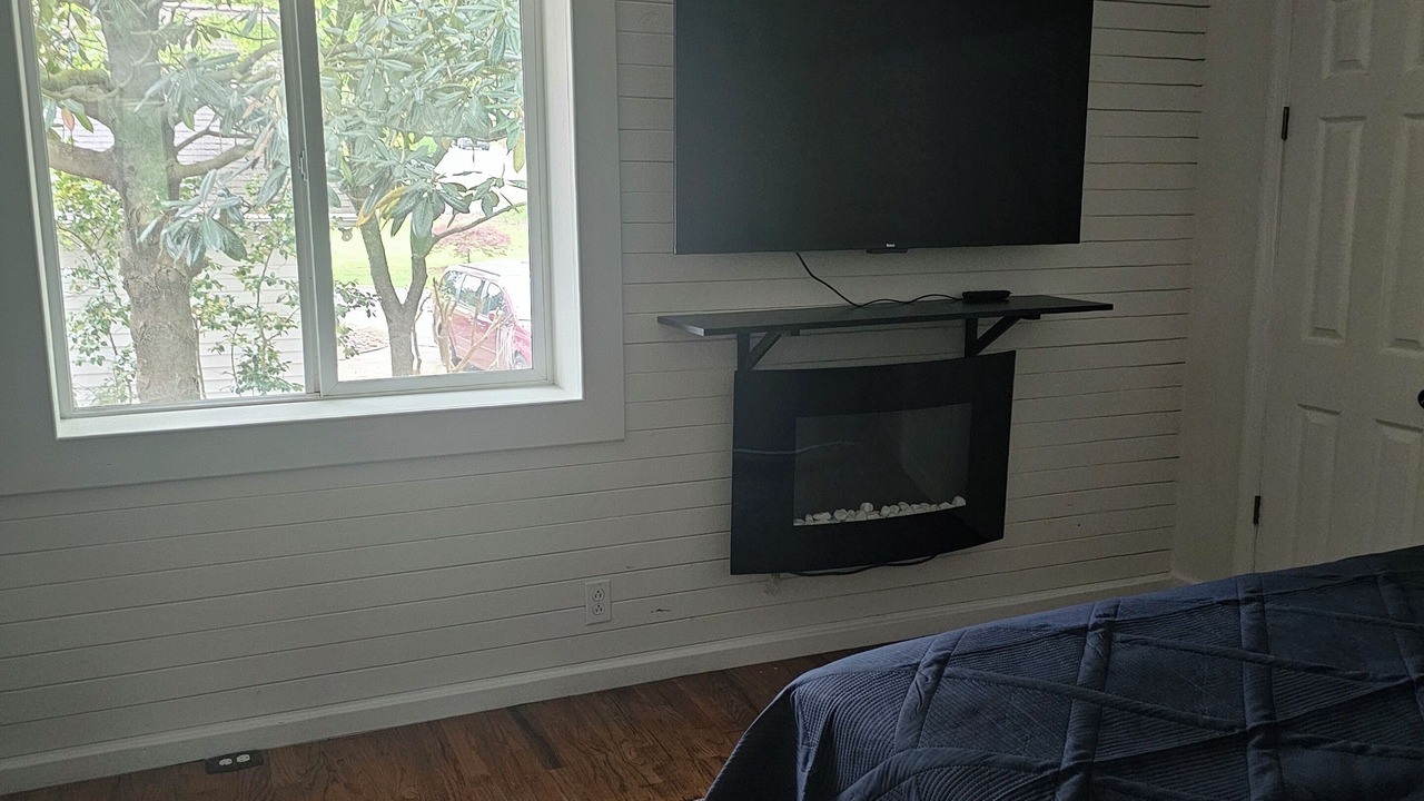 Photo of Bedroom in Snellville