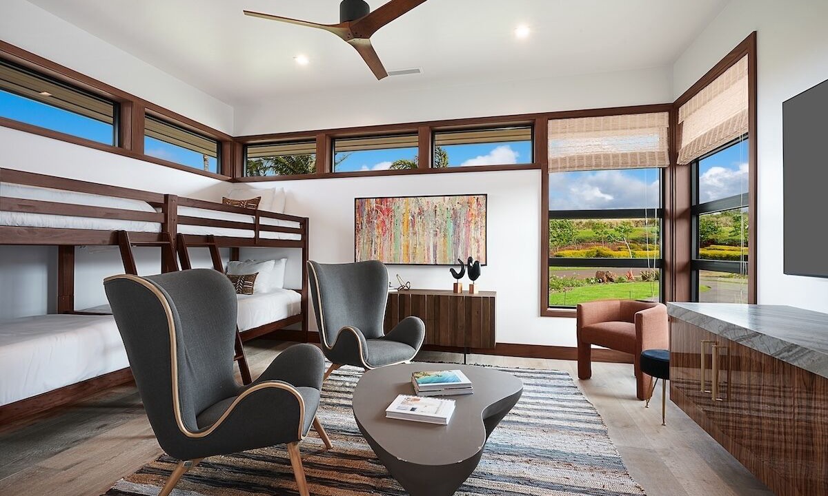 Photo of Bedroom in Poipu