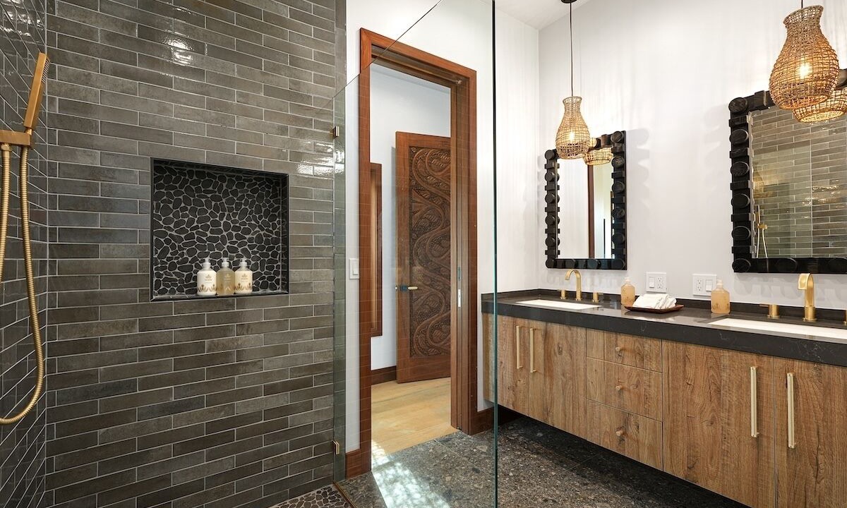 Photo of Bathroom in Poipu