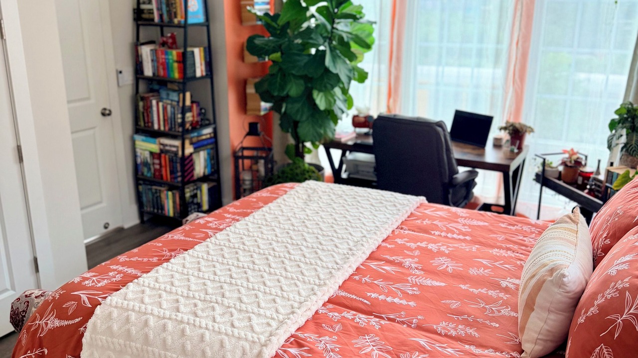Photo of Bedroom in Castleberry Hill