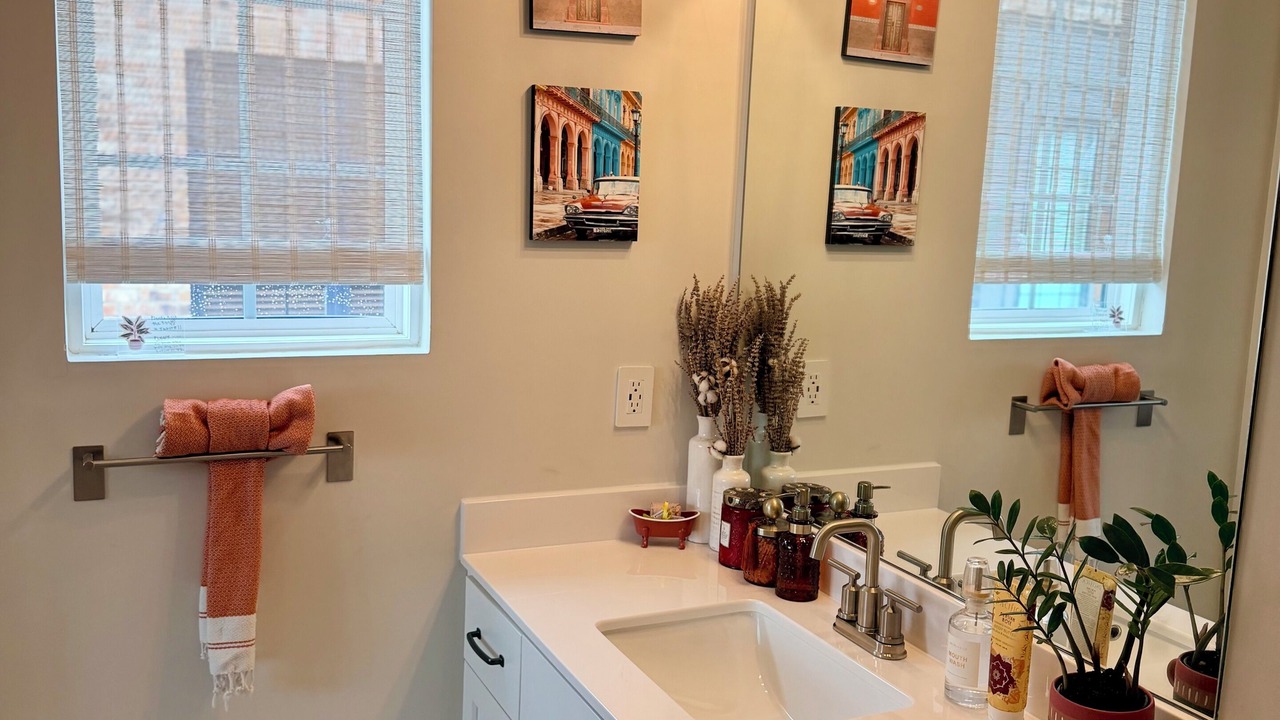 Photo of Bathroom in Castleberry Hill