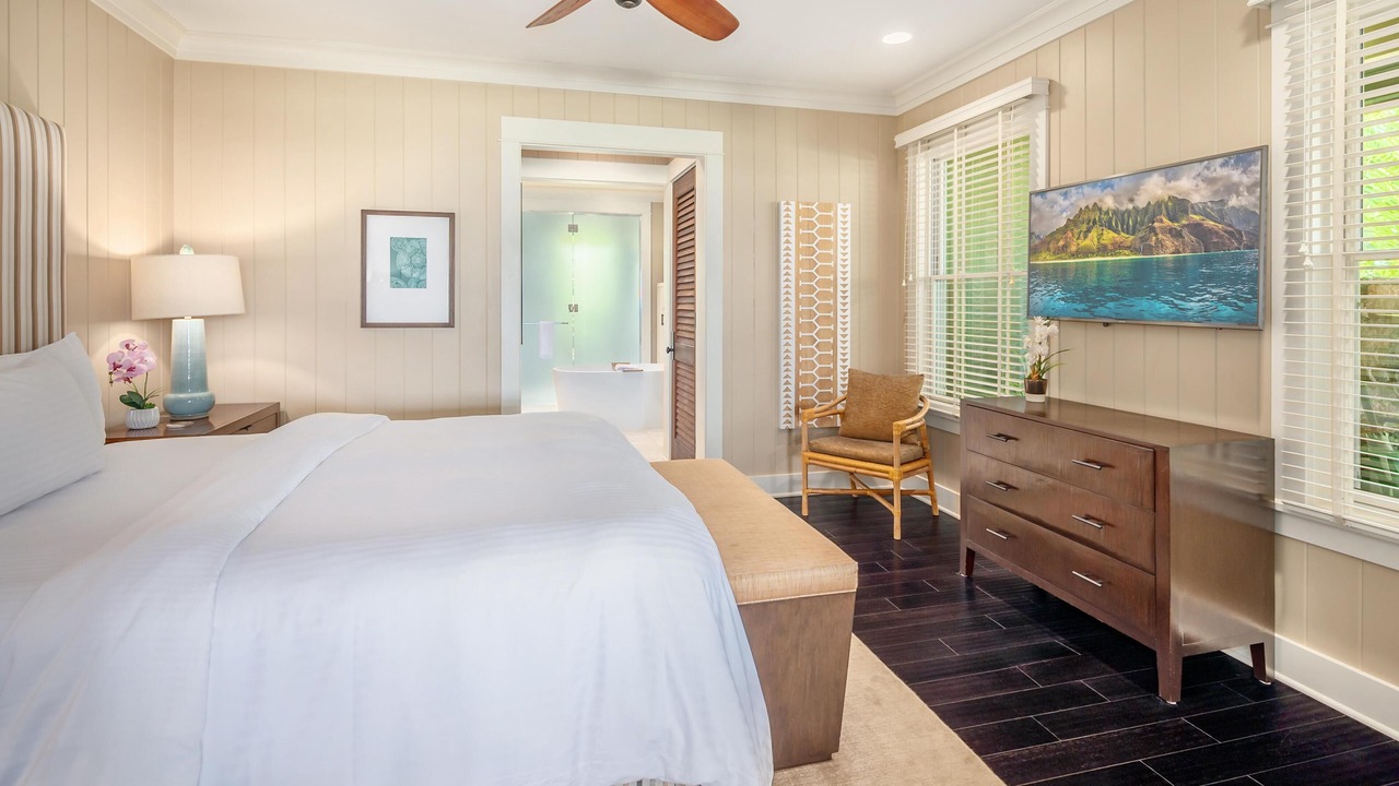 Photo of Bedroom in Poipu