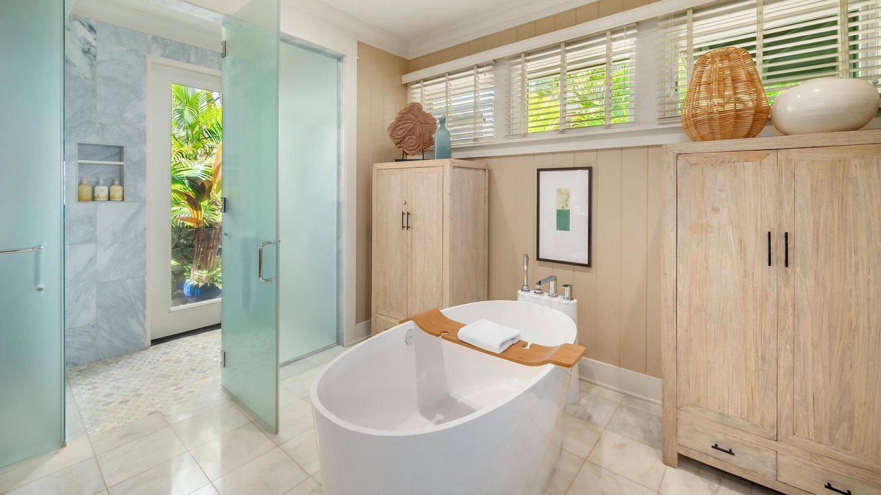 Photo of Bathroom in Poipu