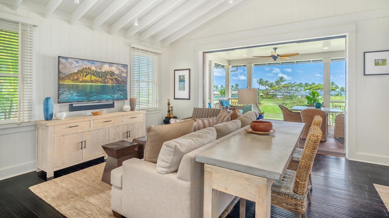 Photo of Livingroom in Poipu