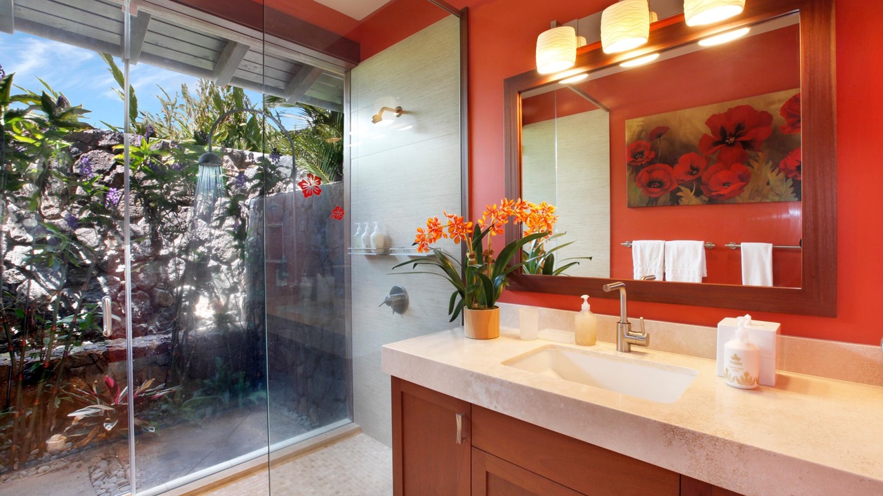 Photo of Bathroom in Poipu