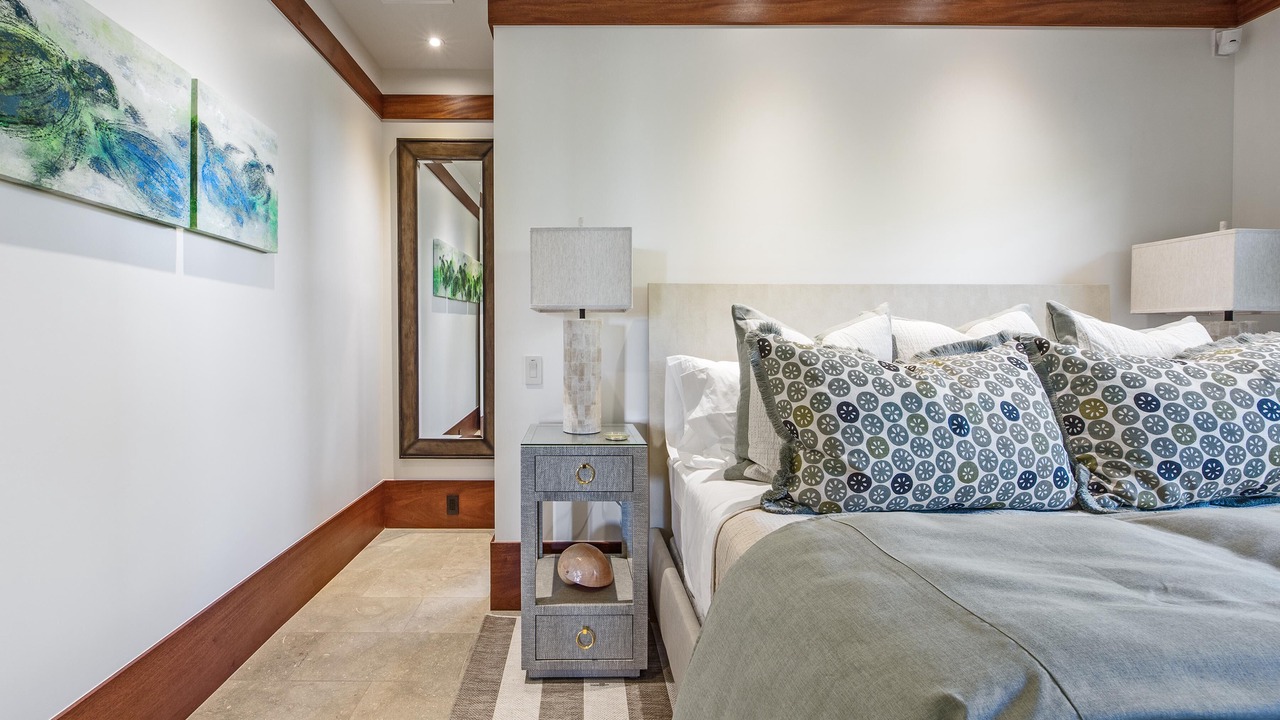 Photo of Bedroom in Poipu