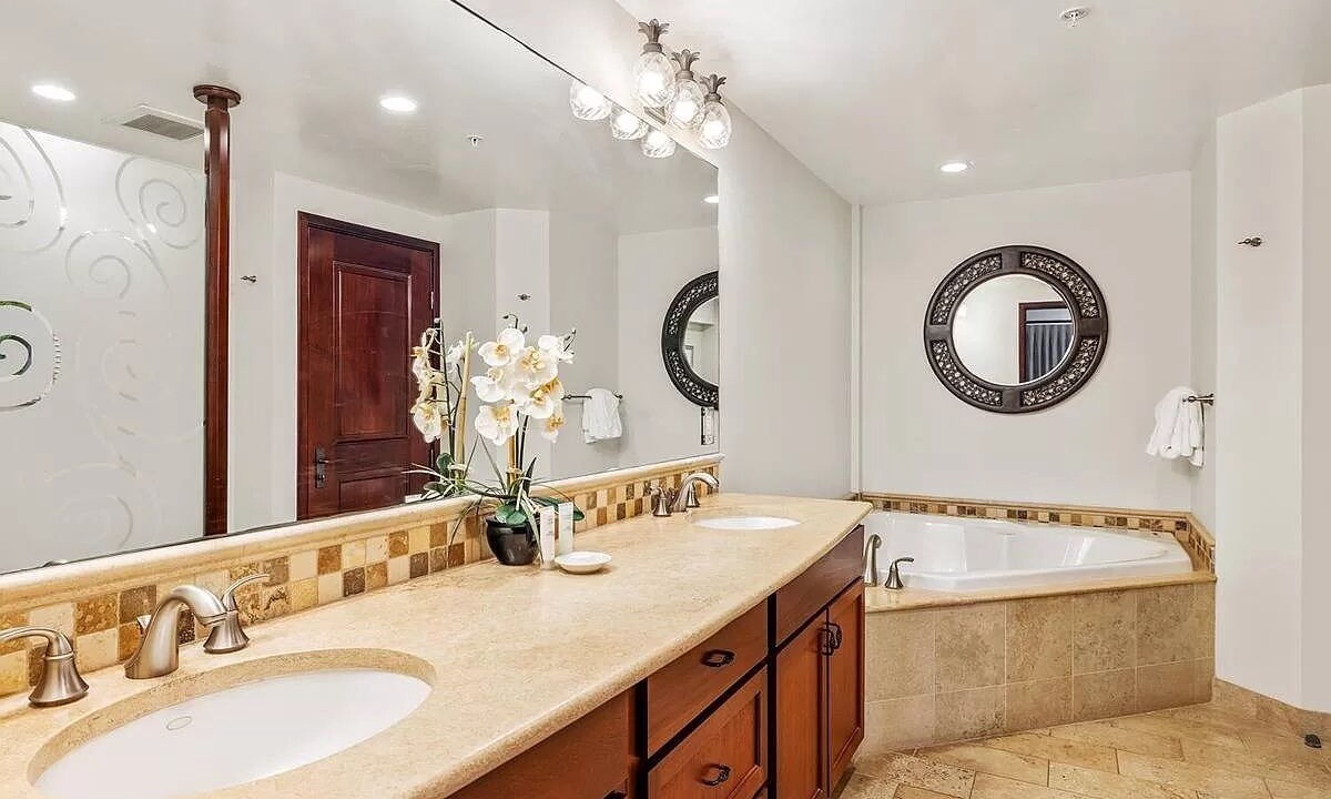 Photo of Bathroom in Kapaa