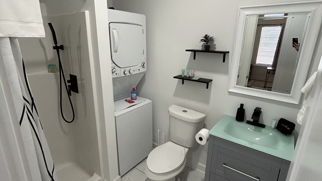 Photo of Bathroom in Lawrenceville