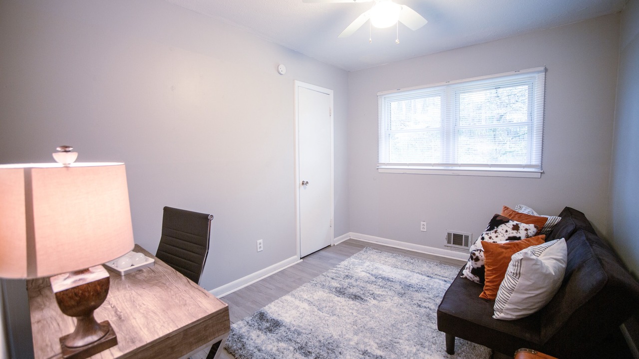 Photo of Livingroom in East Point
