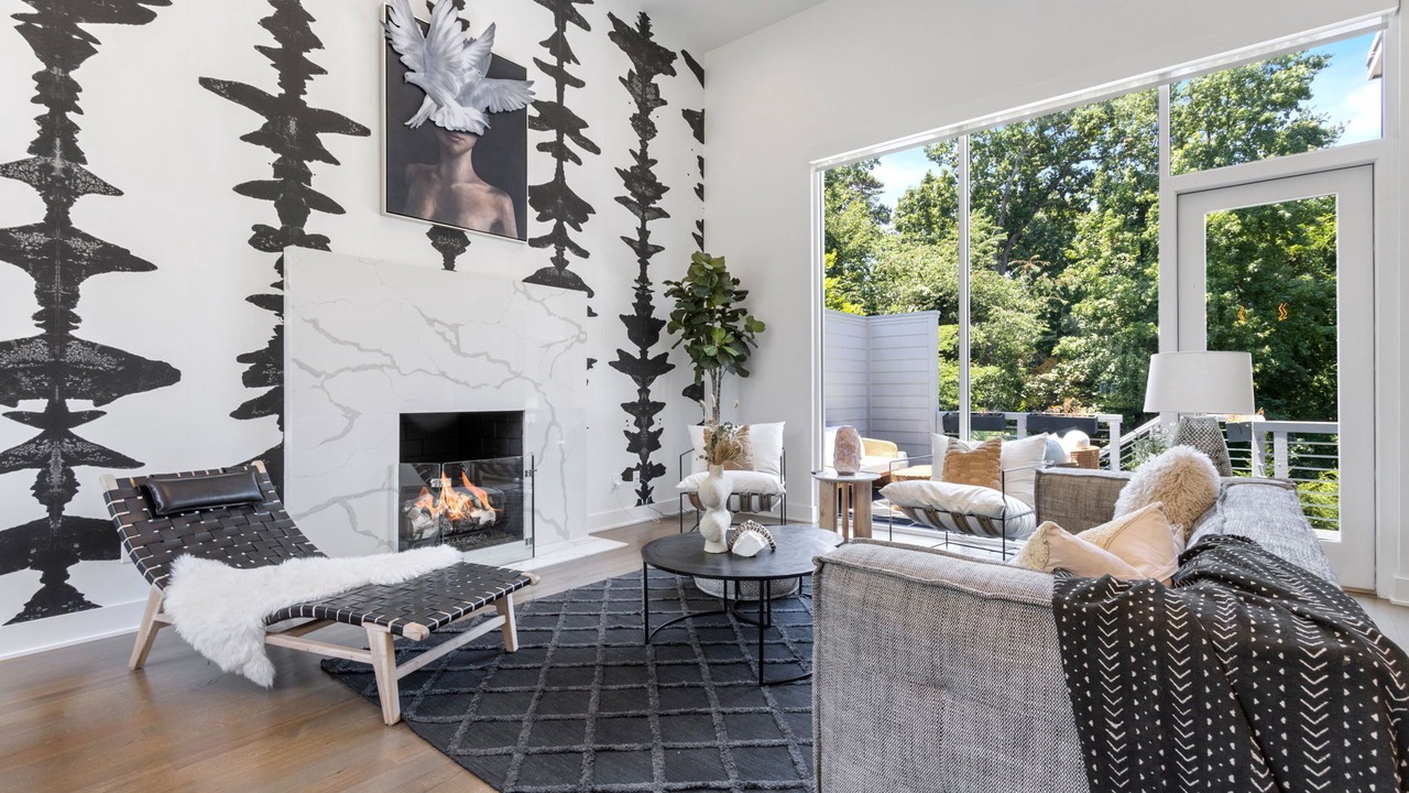 Photo of Livingroom in Lavista Park