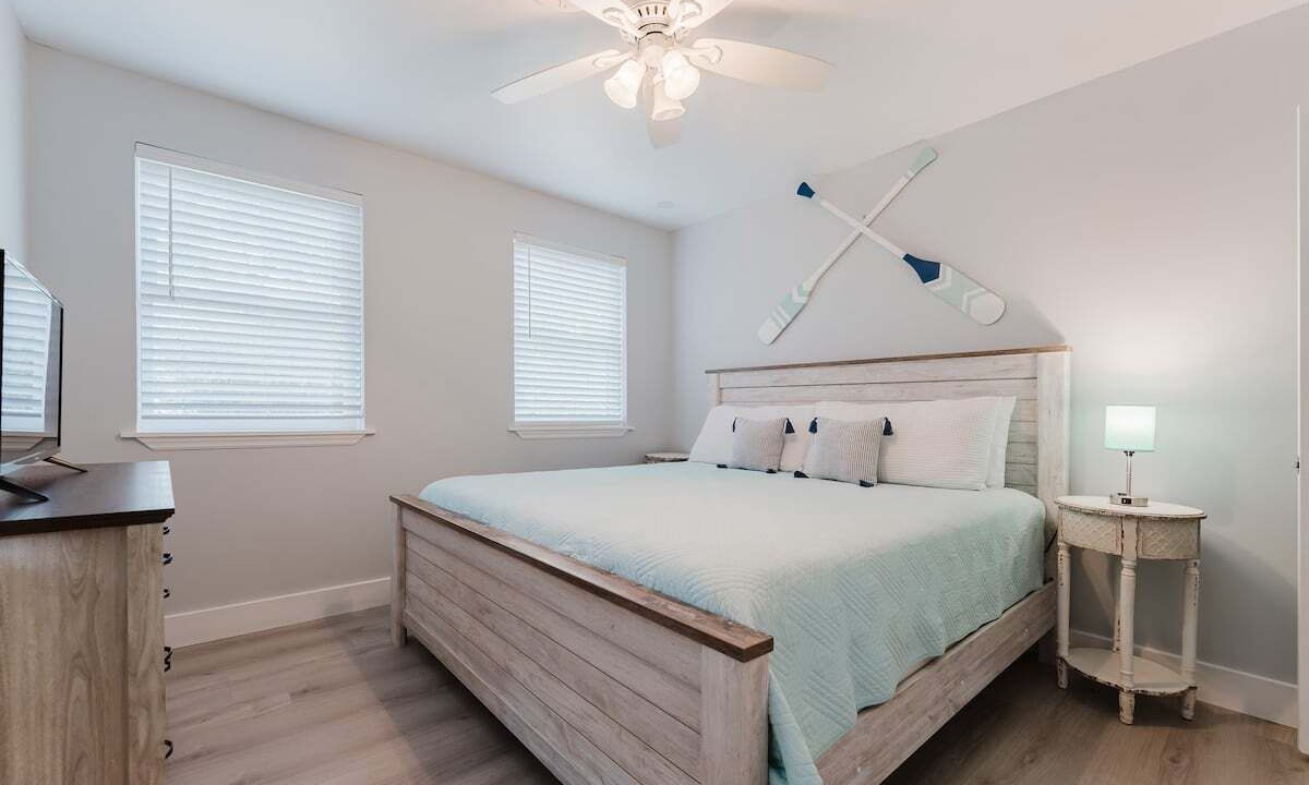 Photo of Bedroom in Saint Simons Heights