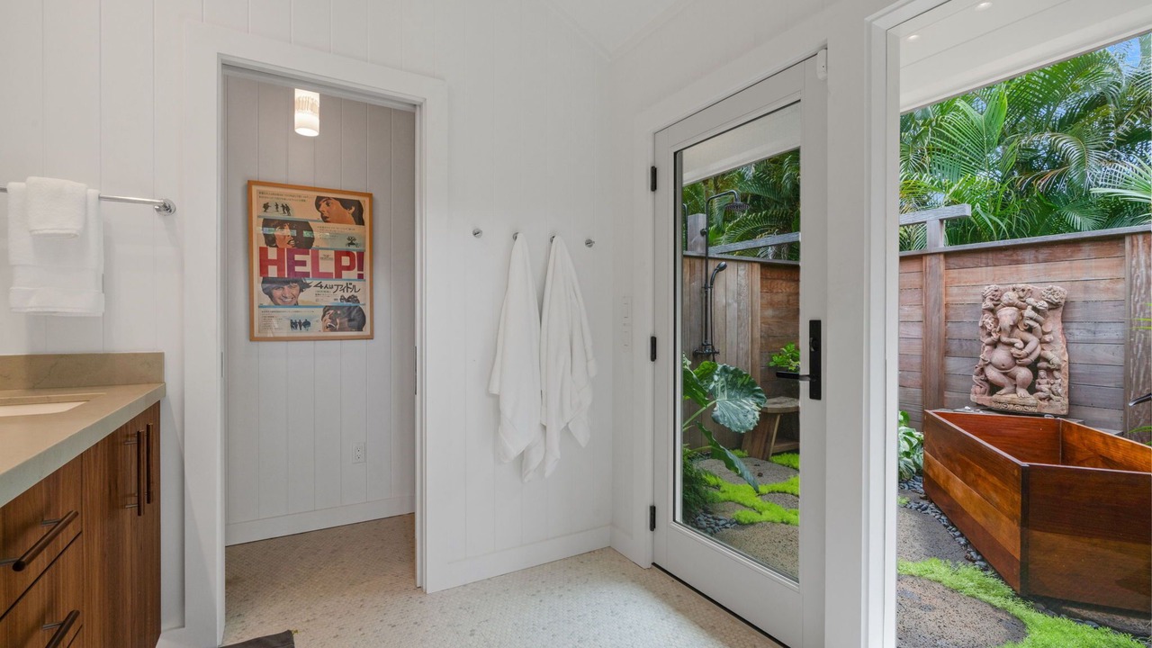 Photo of Bathroom in Kilauea