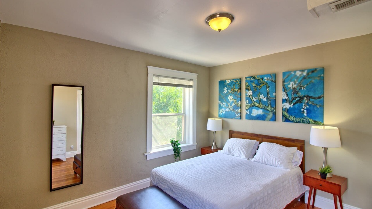 Photo of Bedroom in Tower Grove East