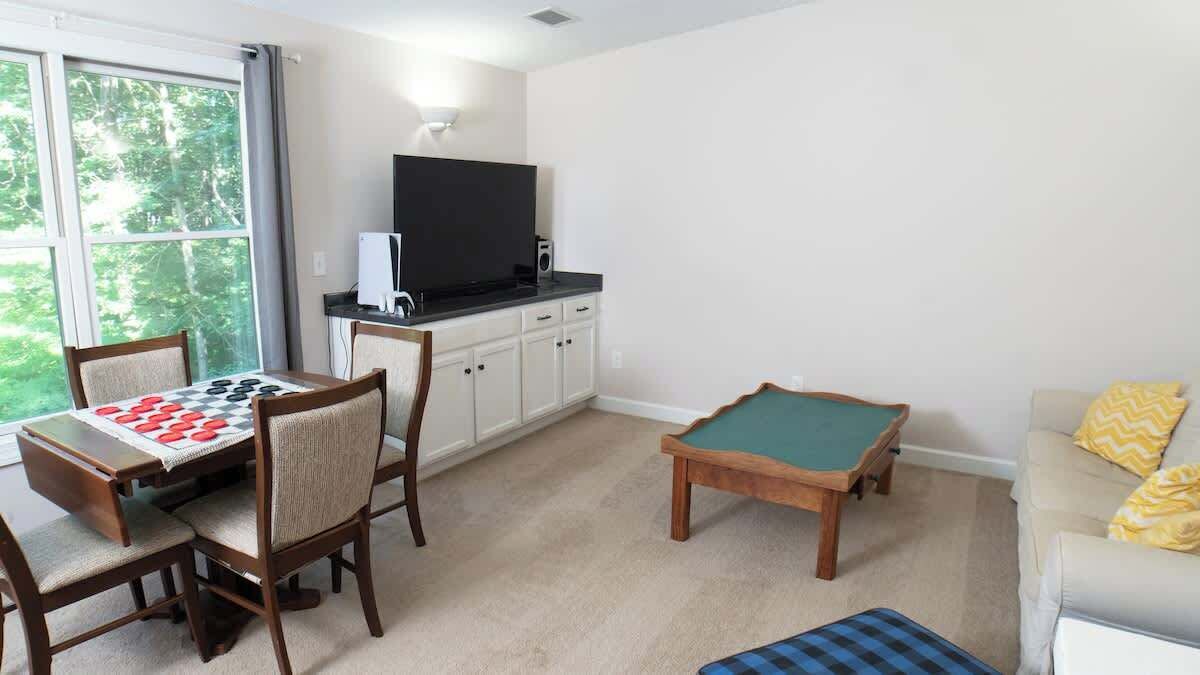 Photo of Bedroom in Suwanee