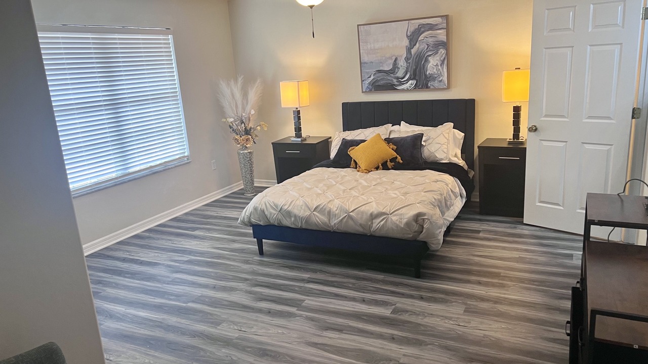 Photo of Bedroom in Lake City
