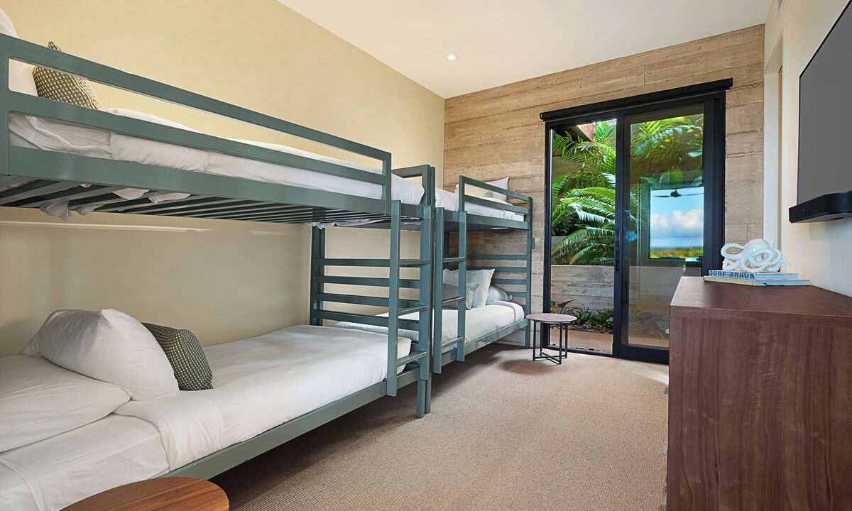 Photo of Bedroom in Poipu