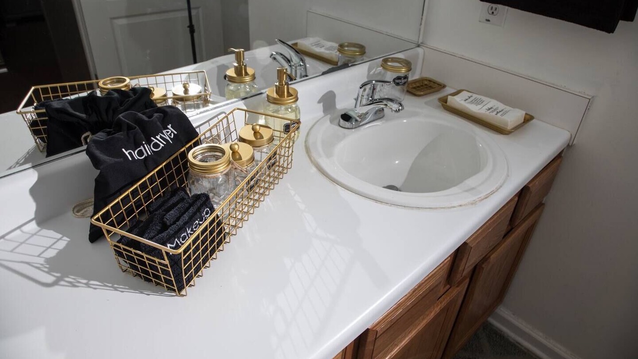 Photo of Bathroom in Southwestern