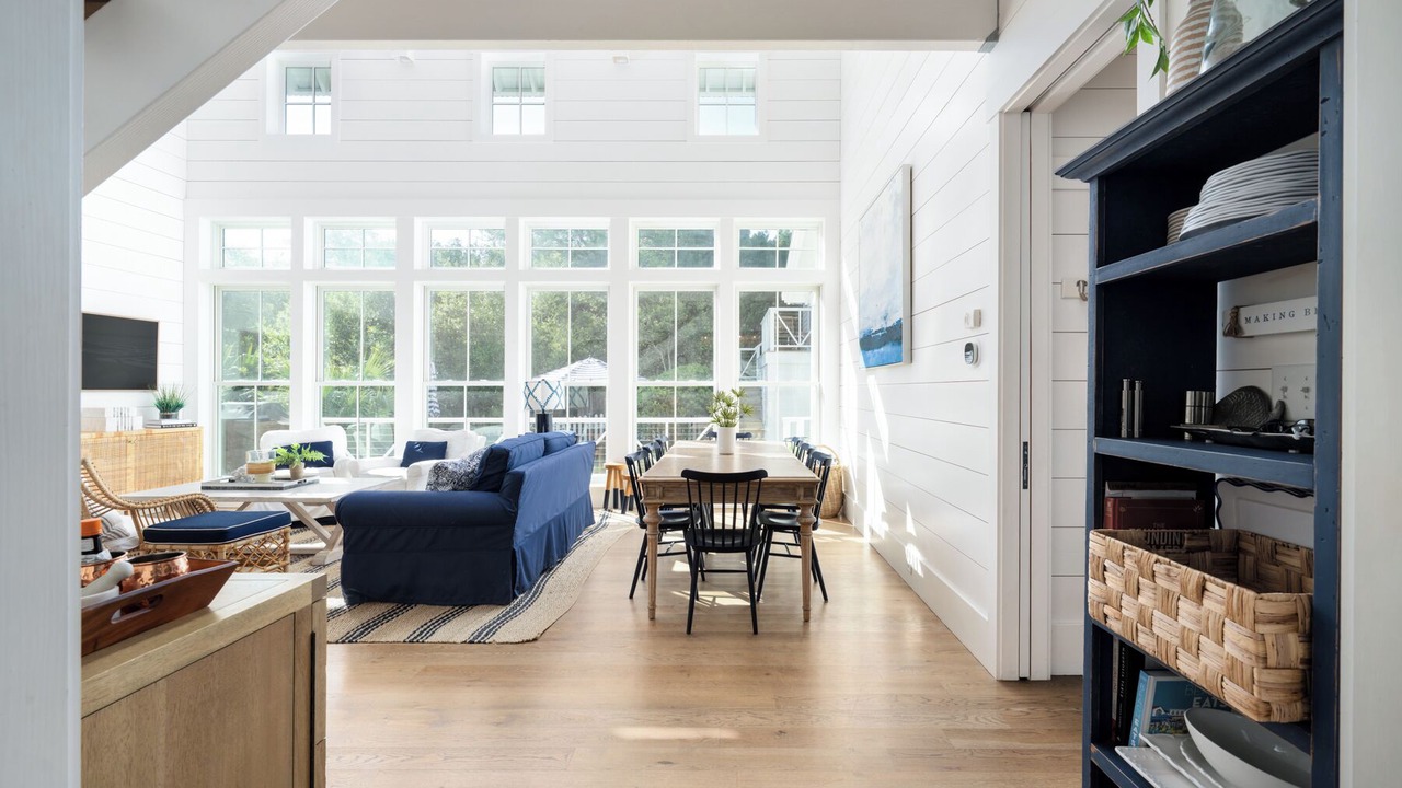 Photo of Livingroom in Cape Fear Station