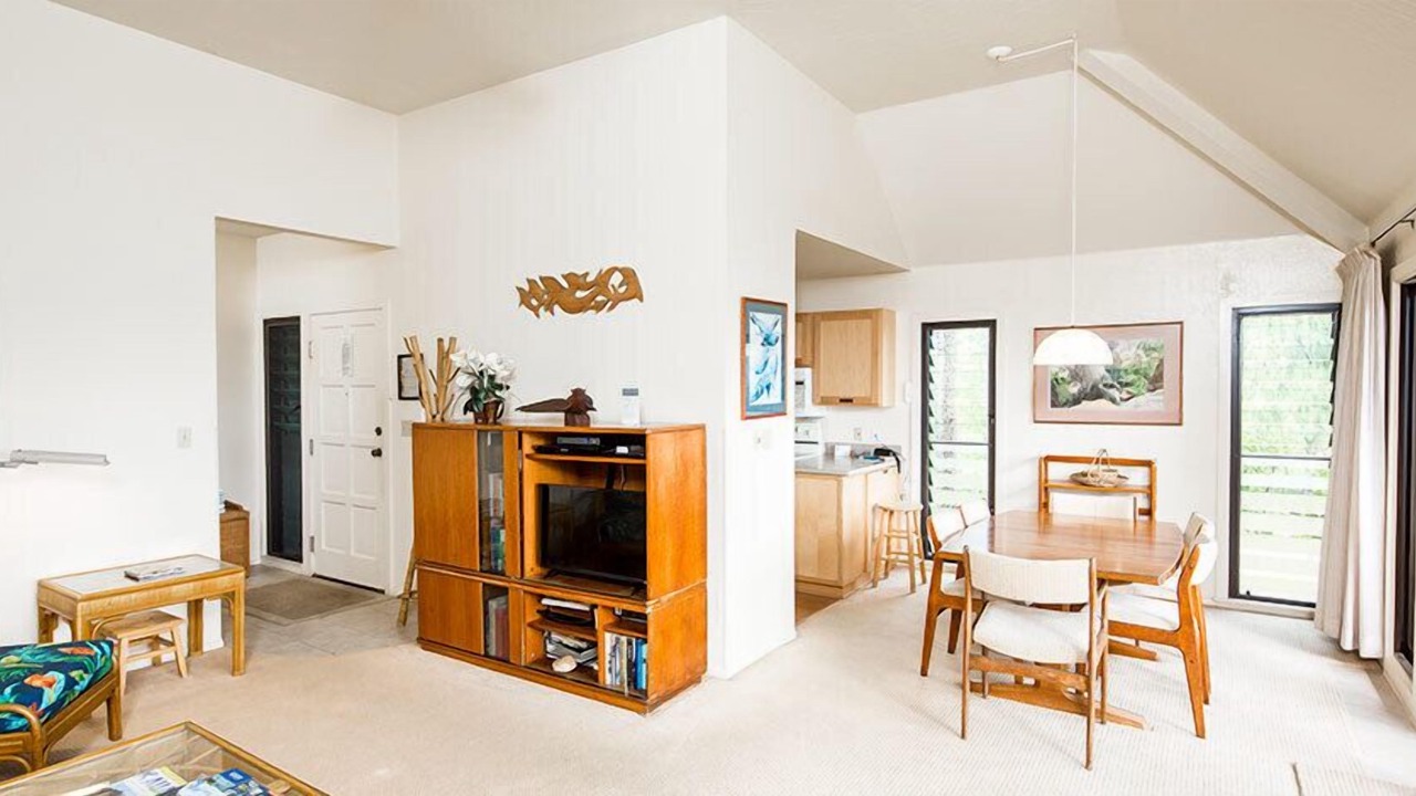 Photo of Livingroom in Lihue