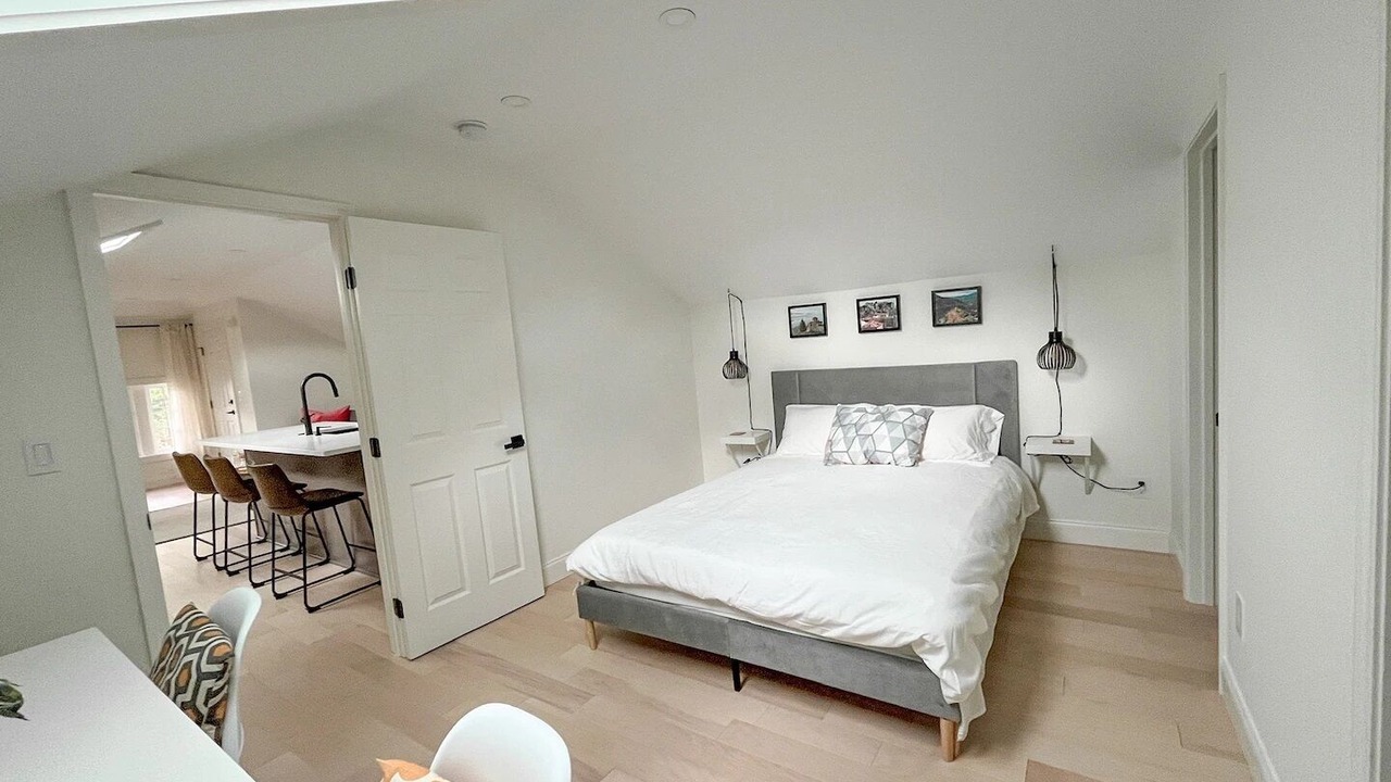 Photo of Bedroom in Virginia Highland