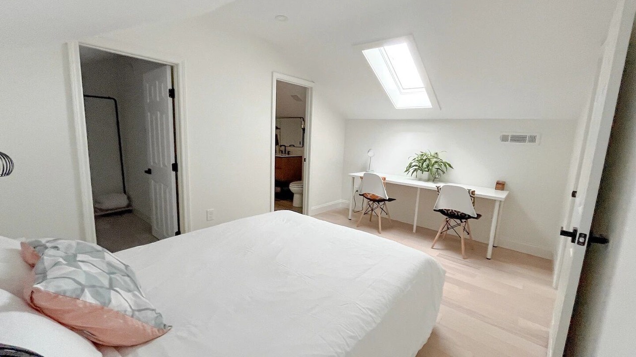 Photo of Bedroom in Virginia Highland