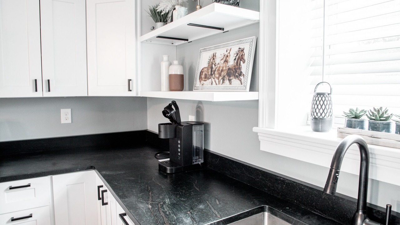 Photo of Kitchen in Middle Falls