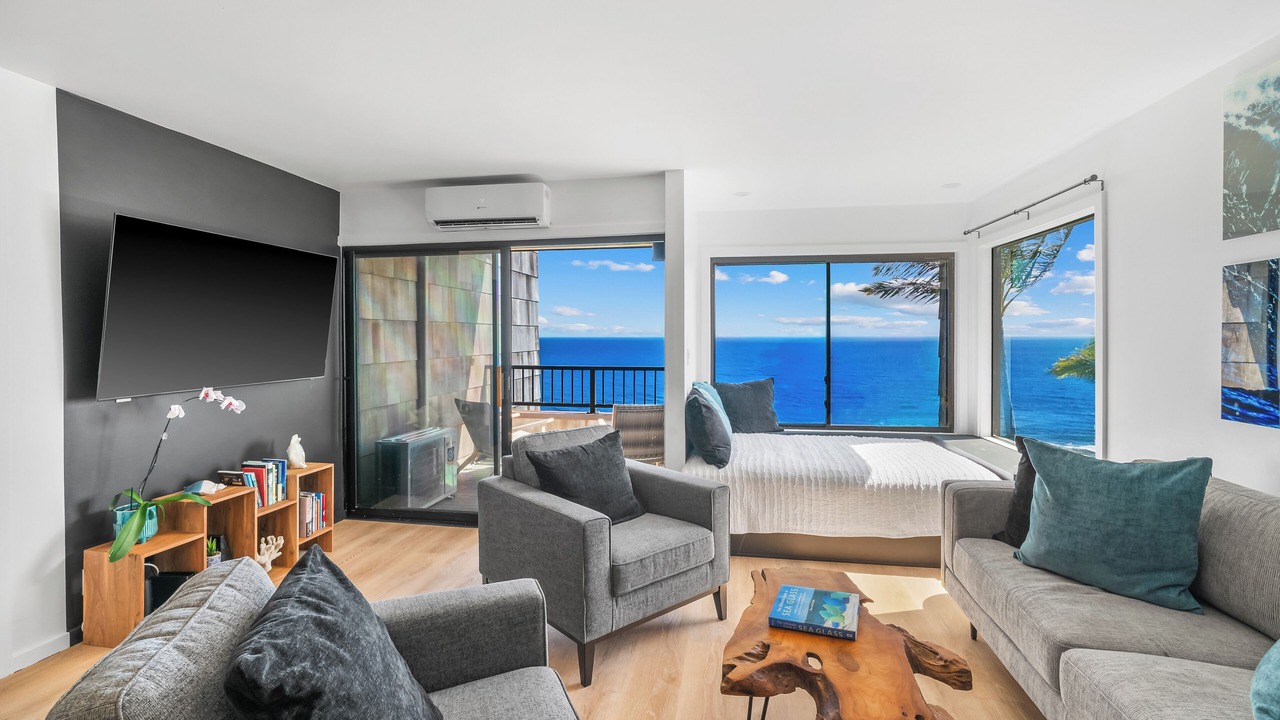 Photo of Livingroom in Princeville
