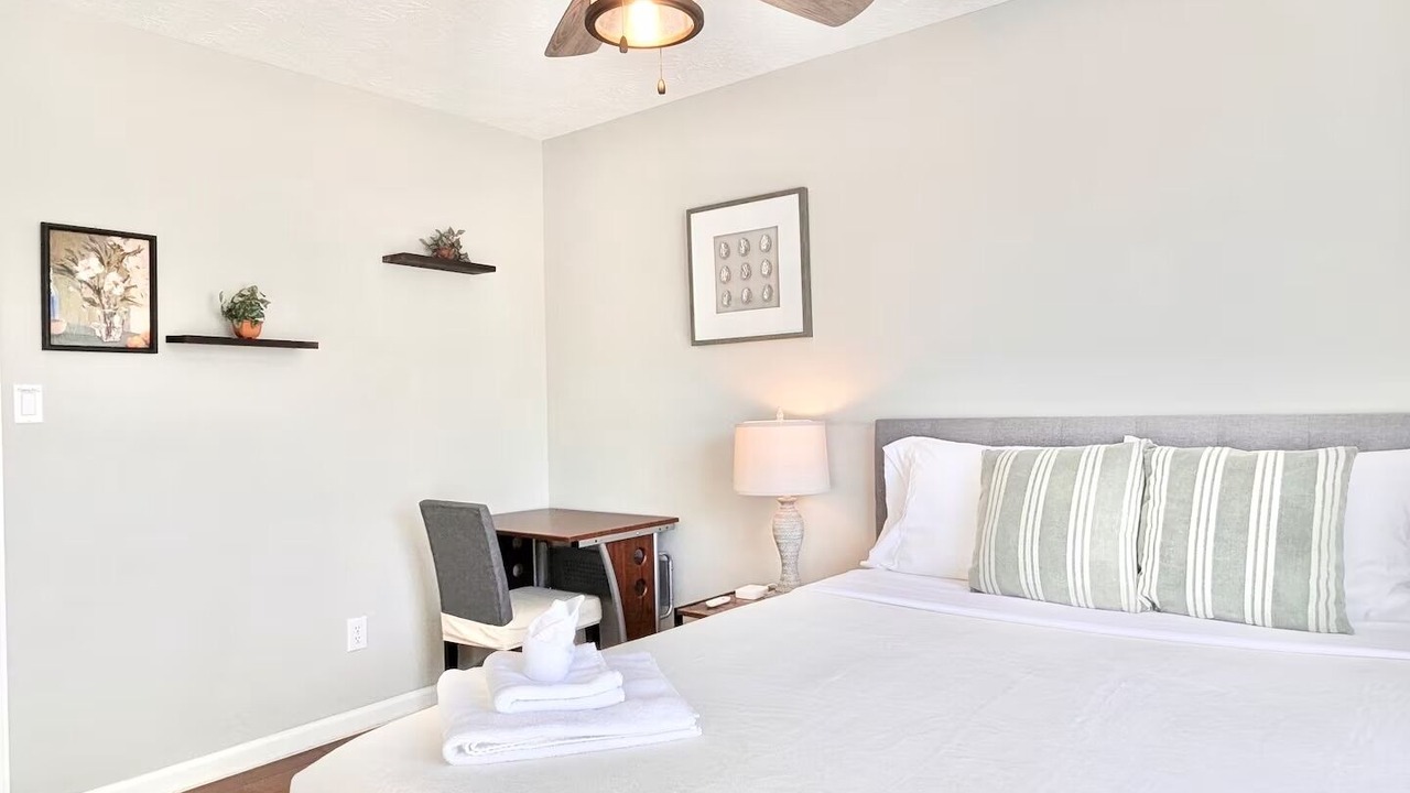 Photo of Bedroom in Lawrenceville