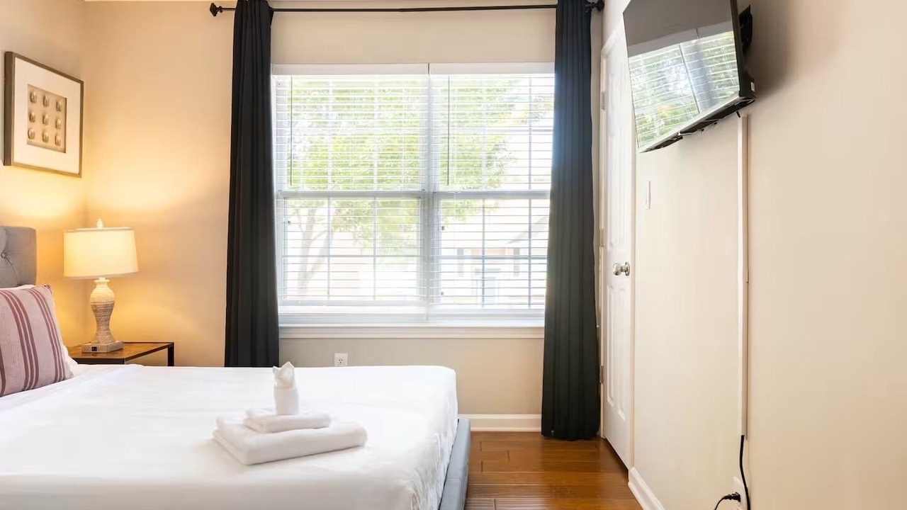 Photo of Bedroom in Lawrenceville