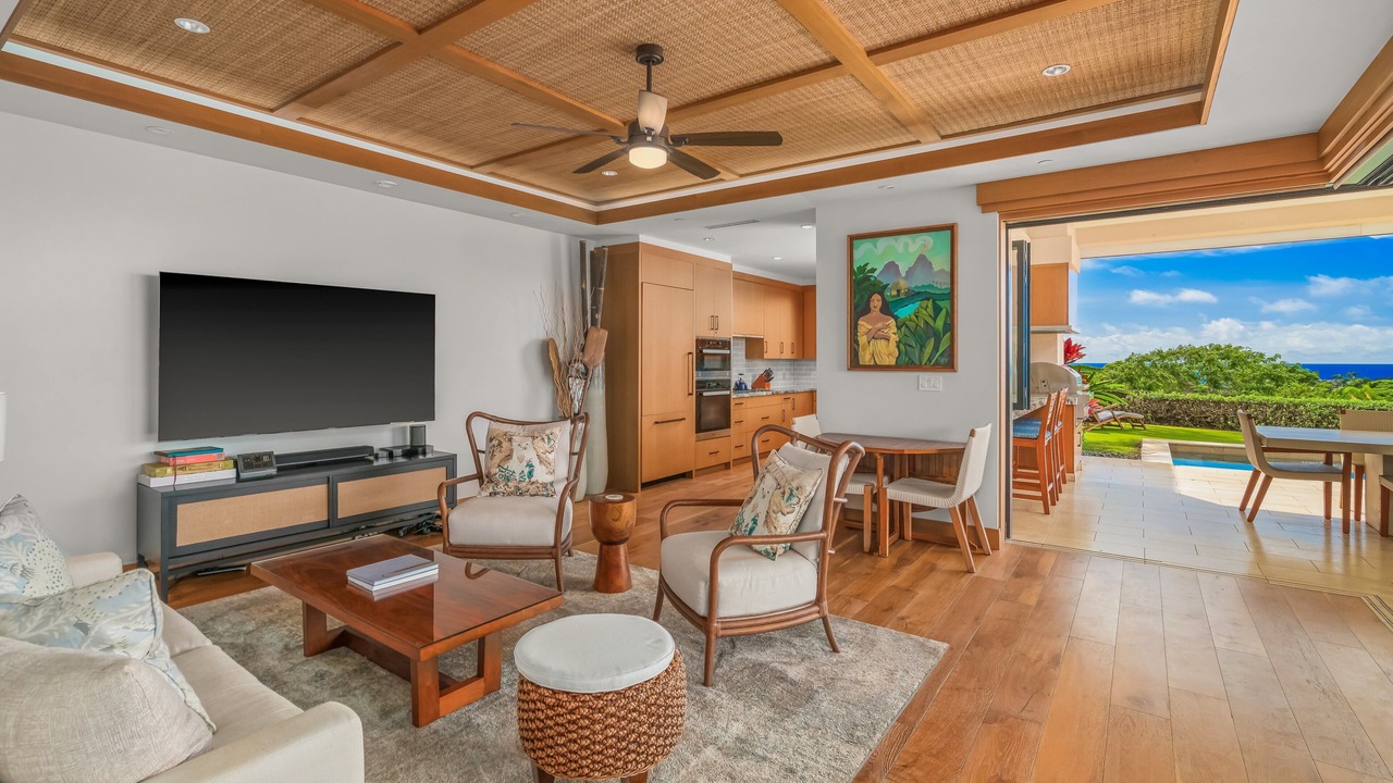 Photo of Livingroom in Poipu
