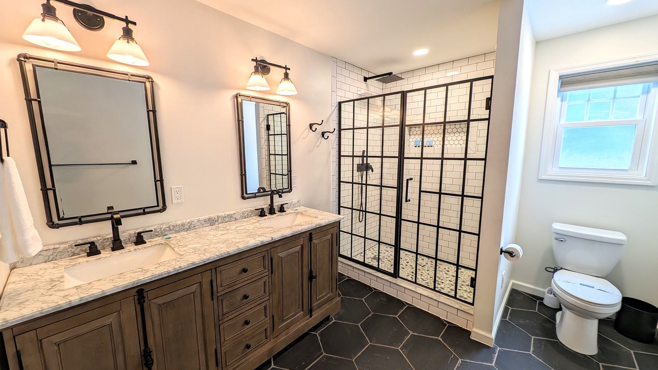 Photo of Bathroom in Lake George