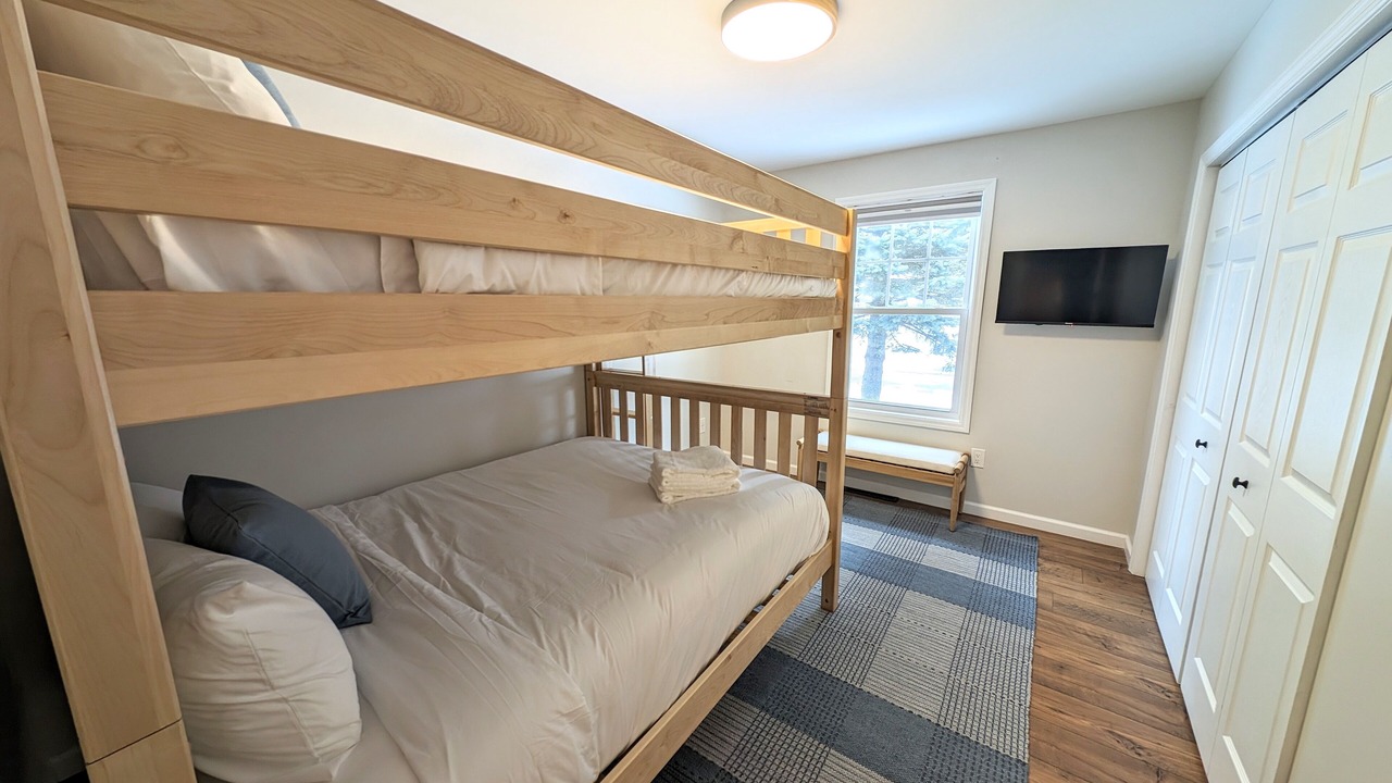Photo of Bedroom in Lake George