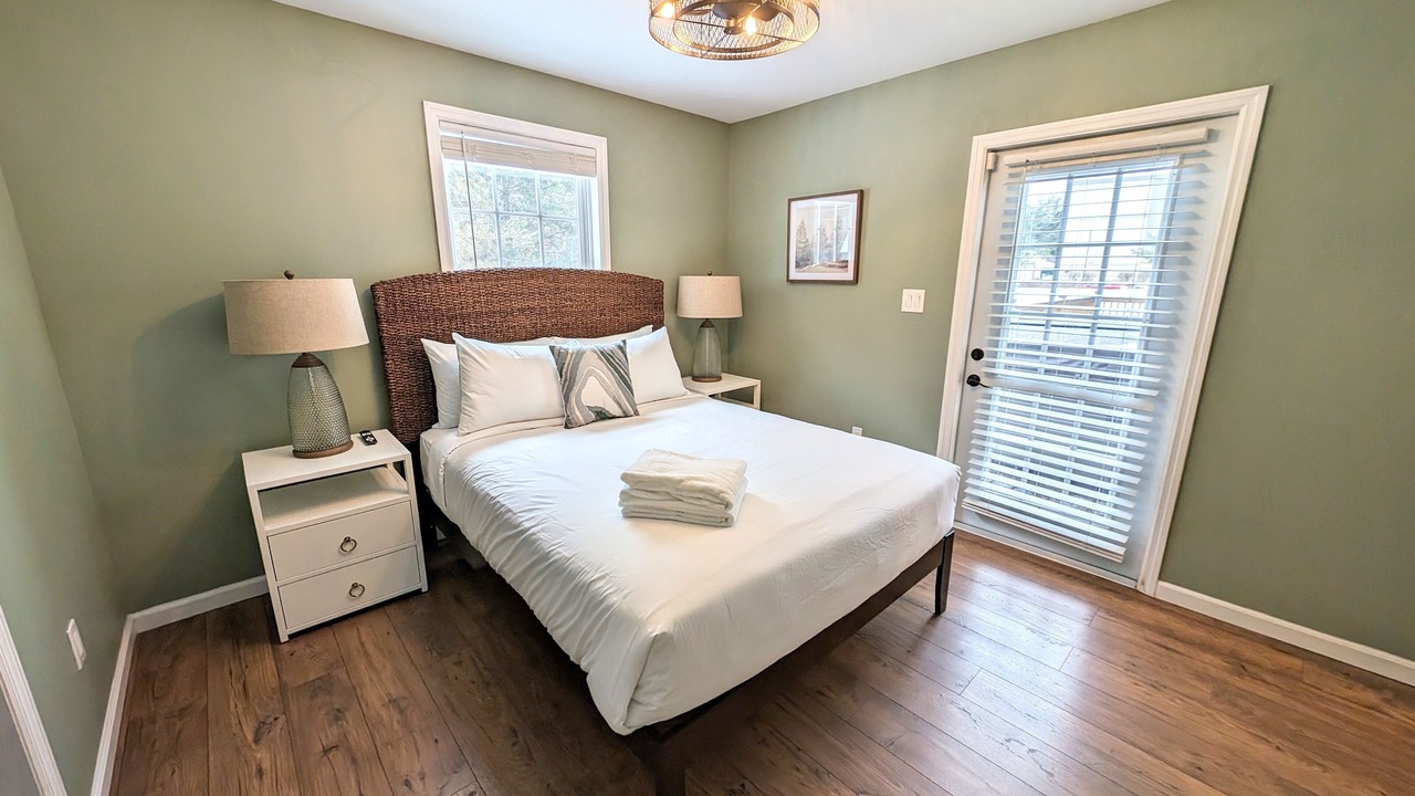 Photo of Bedroom in Lake George