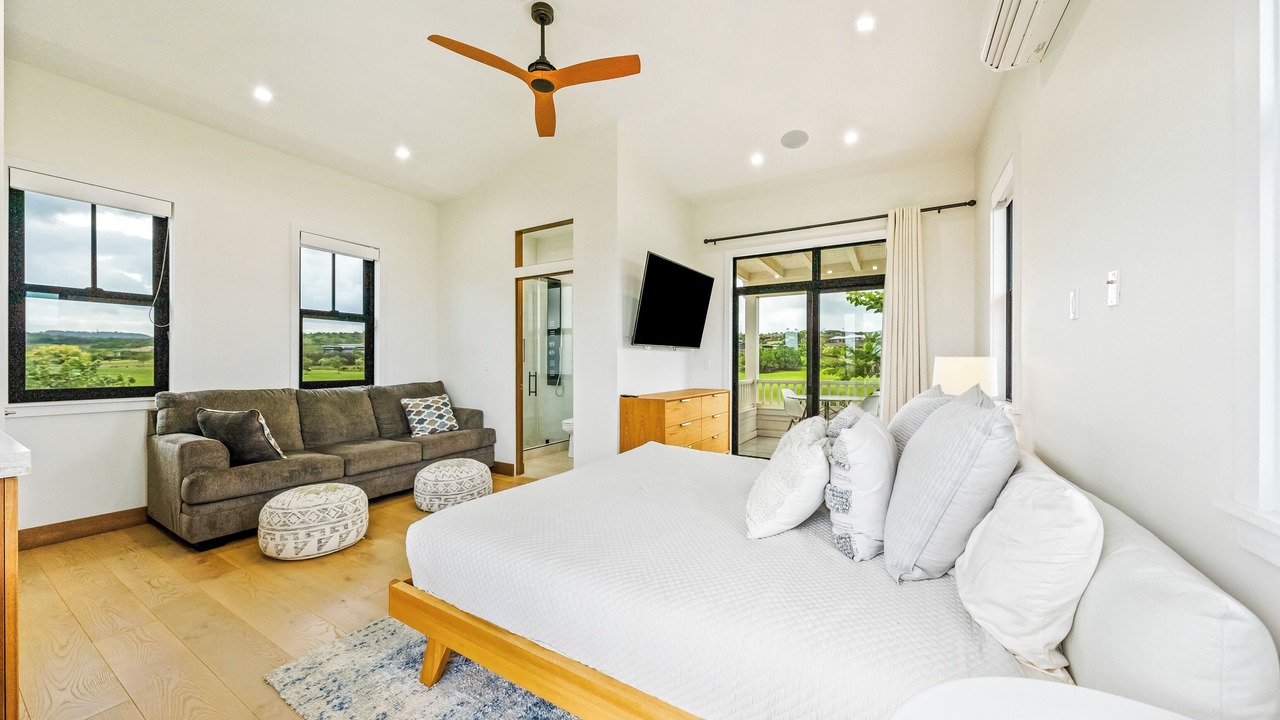 Photo of Bedroom in Poipu