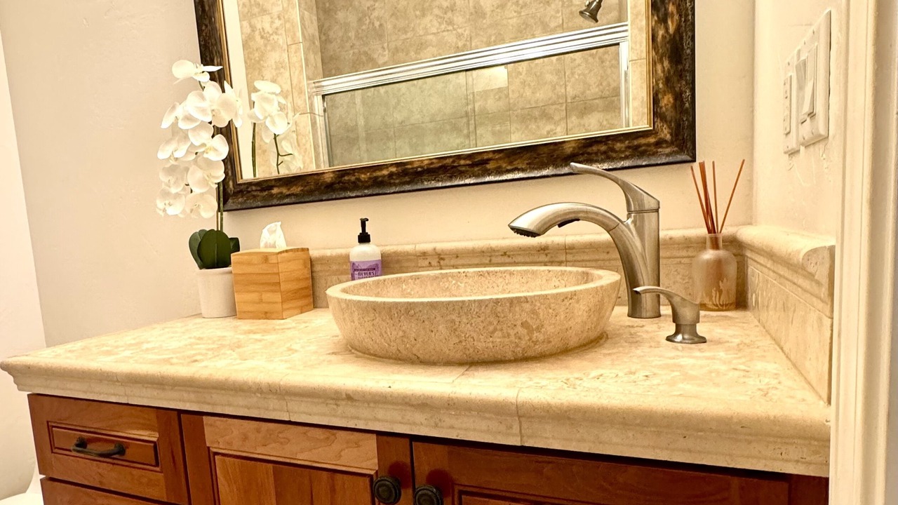 Photo of Bathroom in Lihue