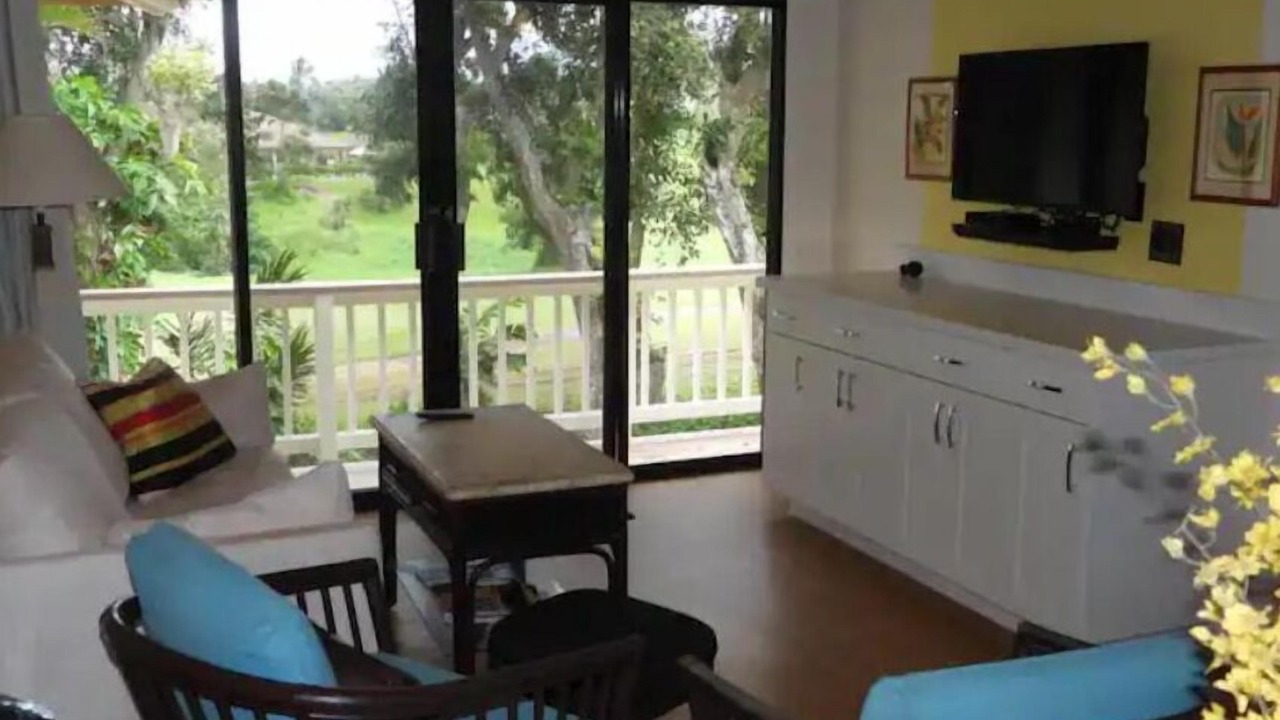 Photo of Livingroom in Queen Emmas Bluffs